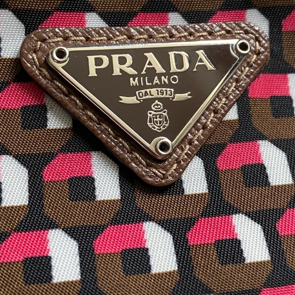 ✨SOLD!✨SALE!!!✨PRADA✨NEW!✨RARE! NYLON & LEATHER MINI BAG - Picture 10 of 15